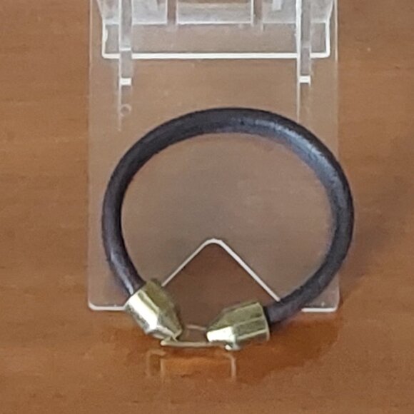 Thin Leather Bracelet - Picture 1 of 4